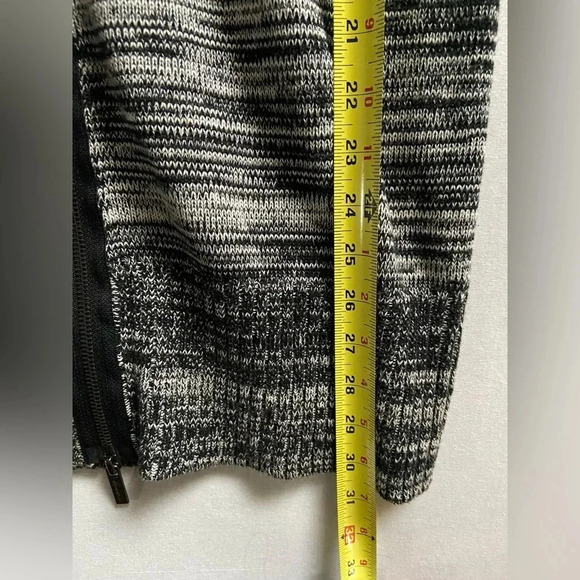Kenneth  Cole Black/ White Short sleeve cotton knit zipper cardigan Sz S - Picture 13 of 15